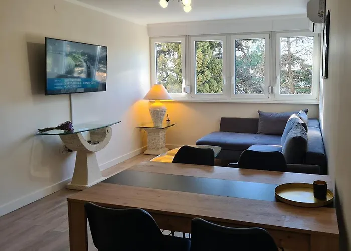 Monte Zaro Park Apartman *